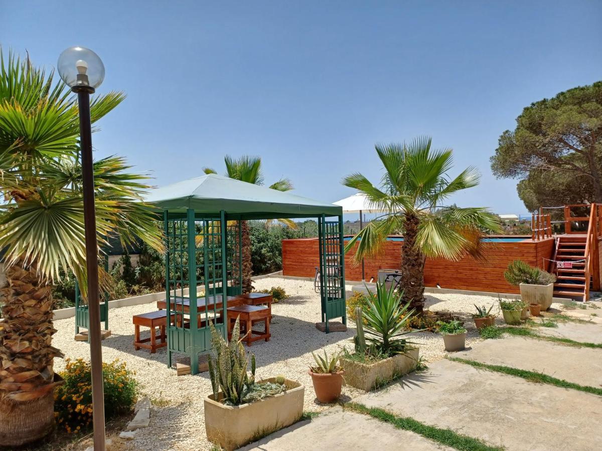 Turtle Island Apartments Санта-Кроче- Камерина Экстерьер фото